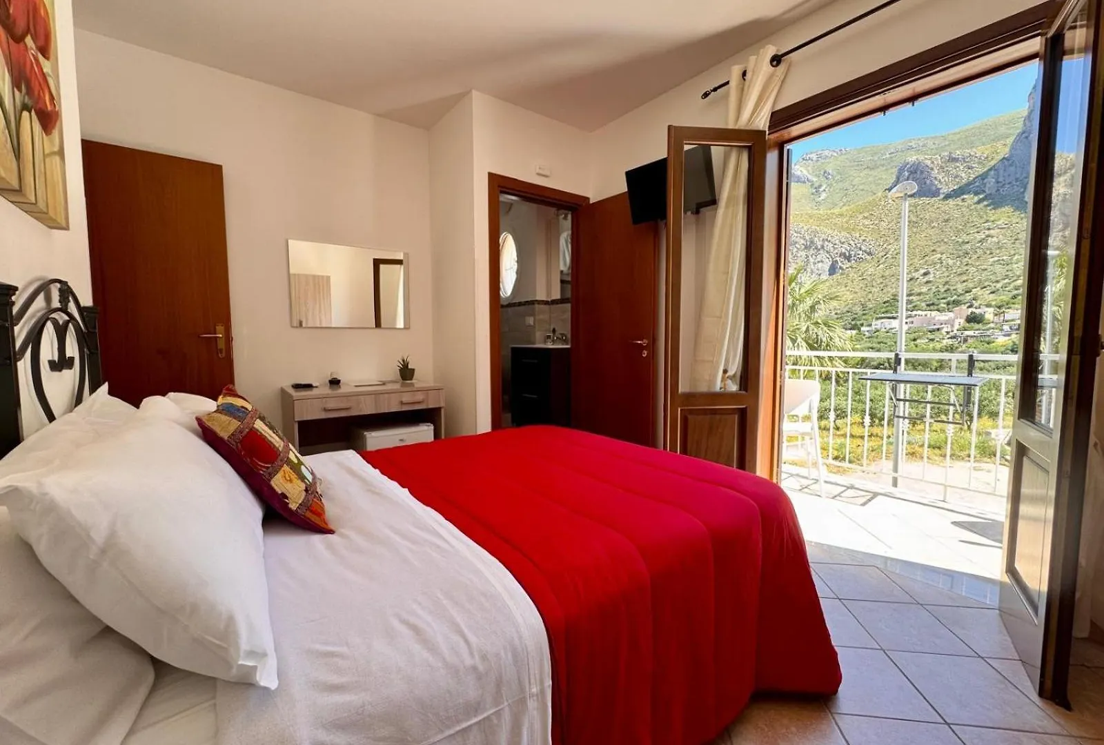 Camere Da Mariolina Macari Italy