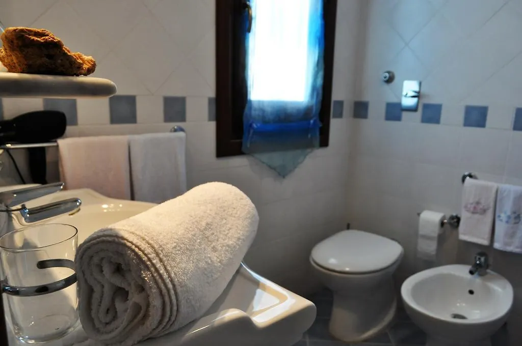 Guest house Camere Da Mariolina Macari Italy